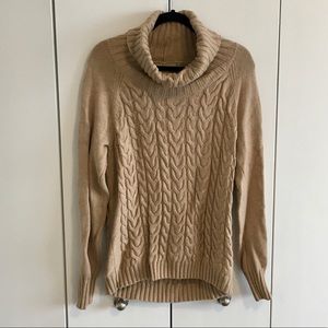 BANANA REPUBLIC women’s turtleneck sweater